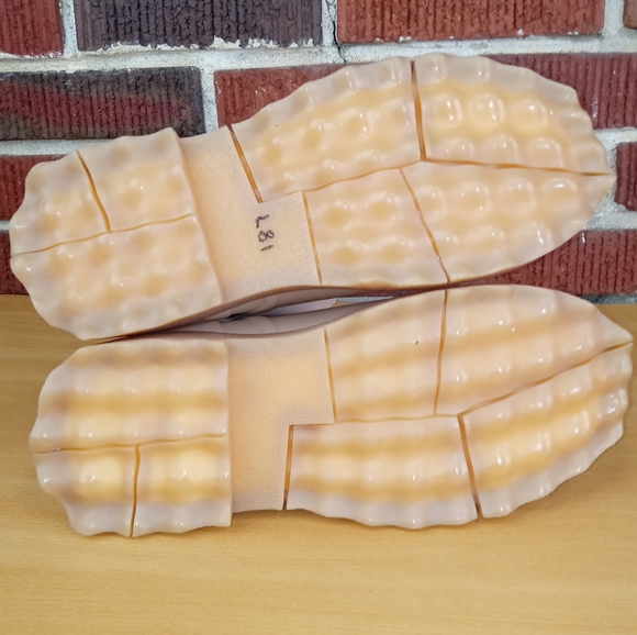 NWT Off-White c/o Virgil Abloh Sponge "For Rainy Days" Unisex Rainboots Natural - Picture 9 of 14